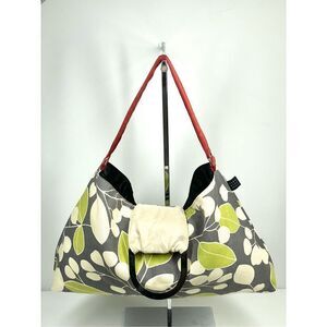 Lisa Lill 1154 Lill Studio Boho Green Leaf Cotton Shoulder Bag Red Accent Strap